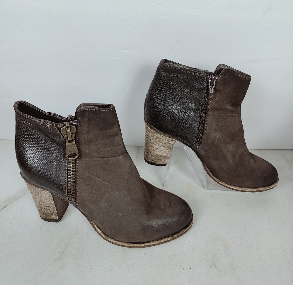 Manfield Brown Leather Stacked Heel Ankle Boots Booties, Sz 5.5